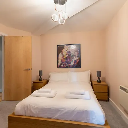Guestready - 1br Flat In City Centre W Terrace Daire Bristol