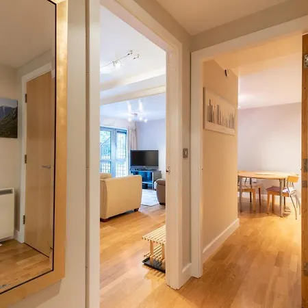 Guestready - 1br Flat In City Centre W Terrace Daire *