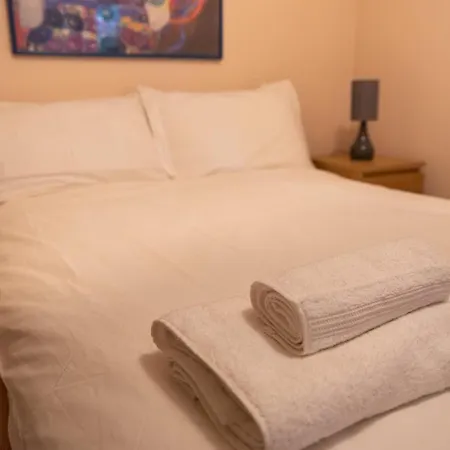 Guestready - 1br Flat In City Centre W Terrace * Бристоль